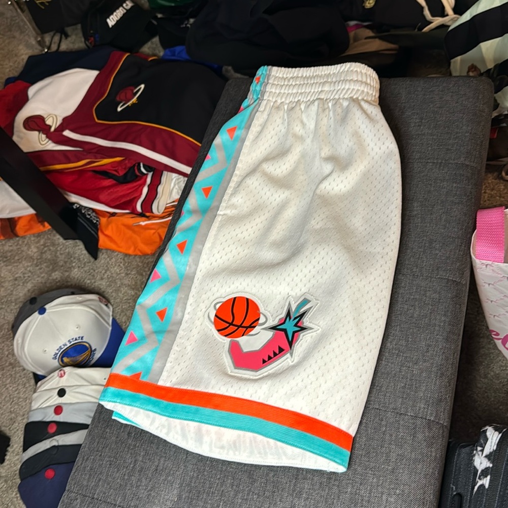 1996 NBA All-Star West Basketball Shorts size M